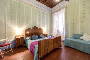 Отель Rhome Apartments  Рим